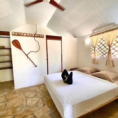 Poe Guesthouse Rangiroa 外观 照片