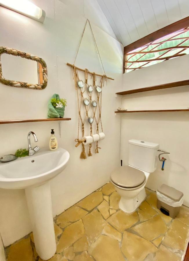 Poe Guesthouse Rangiroa 外观 照片